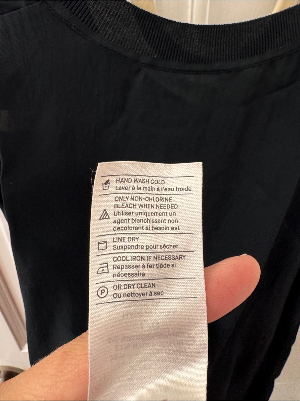 Vince Black Sleeveless Crewneck Tank Top - Picture 10 of 11